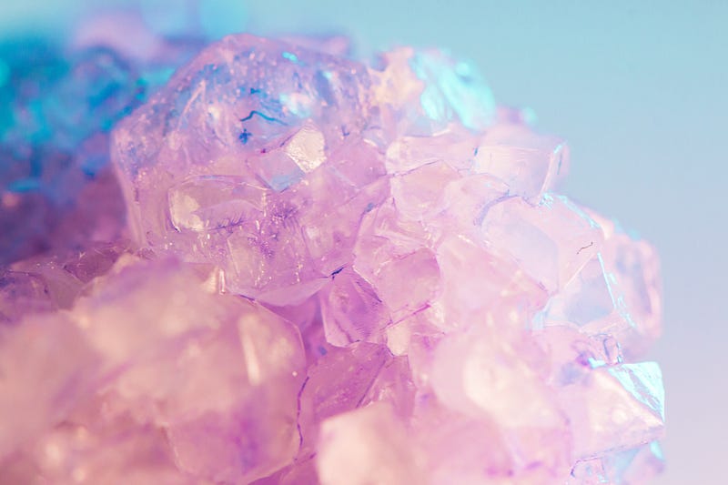 Tiny salt crystals enhancing flavor perception