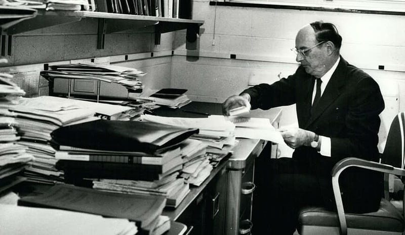 John Bardeen in a lab setting.